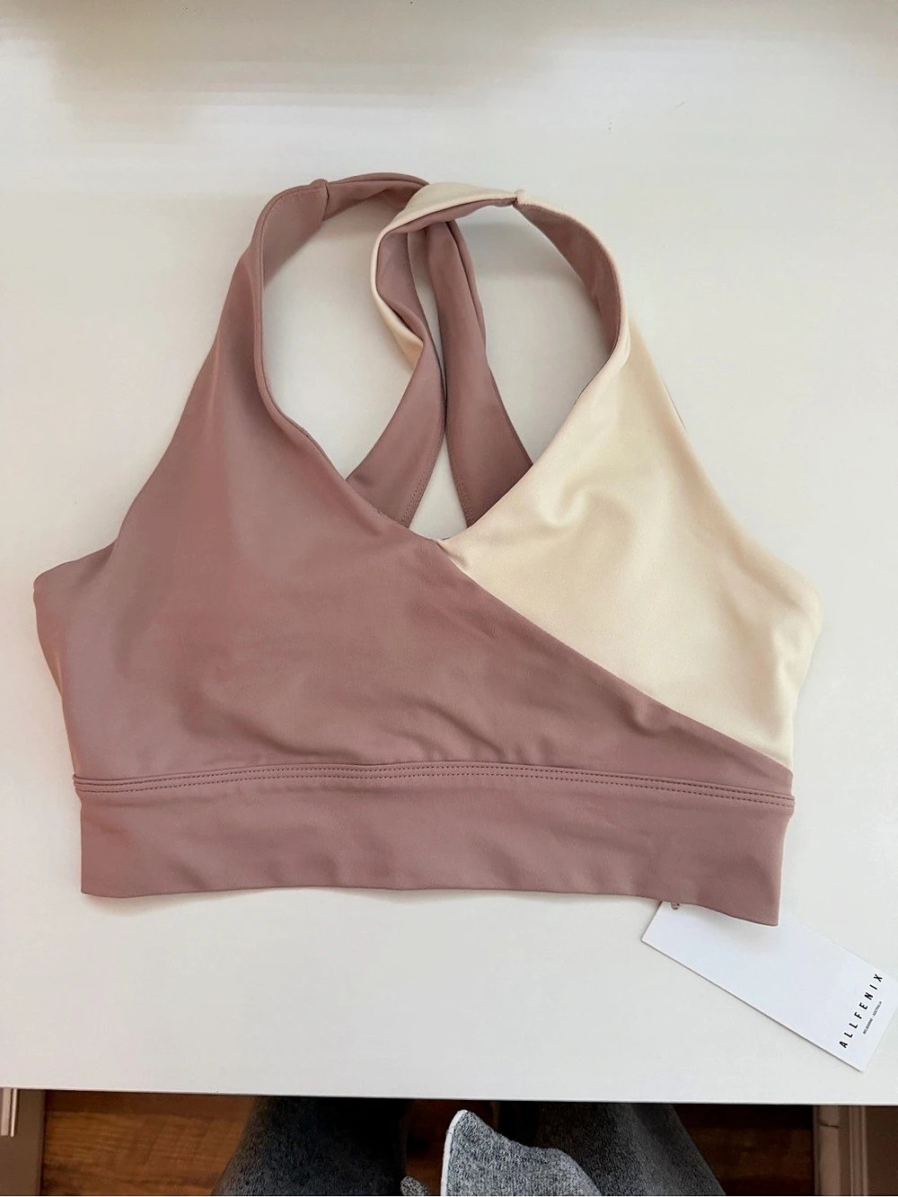 NWT* ALLFENIX Gigi Sports Bra - Size Large